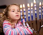 desejos-de-feliz-hanukkah-e-busca-da-luta-na-fe-religiosa-4