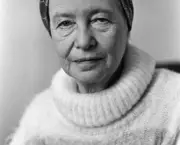 Simone de Beauvoir Dedicou sua Vida a Escrever Textos (2)