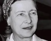 Simone de Beauvoir Dedicou sua Vida a Escrever Textos (3)
